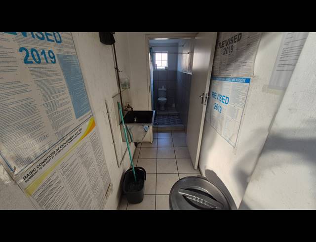 279M² FACTORY TO LET IN ANDERBOLT